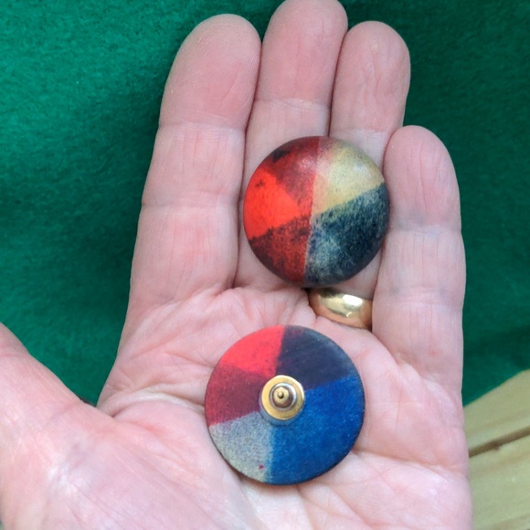 A258  ♨️ 5 For $30 ♨️  Wood/ Coconut Necklace & Post Pierced Earrings - Picture 5 of 5